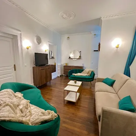 De Luxe Avec Fresque, Hyper Centre Et Parking Sure Apartament *