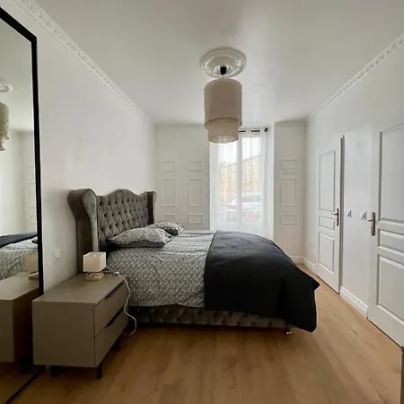 De Luxe Avec Fresque, Hyper Centre Et Parking Sure Apartament